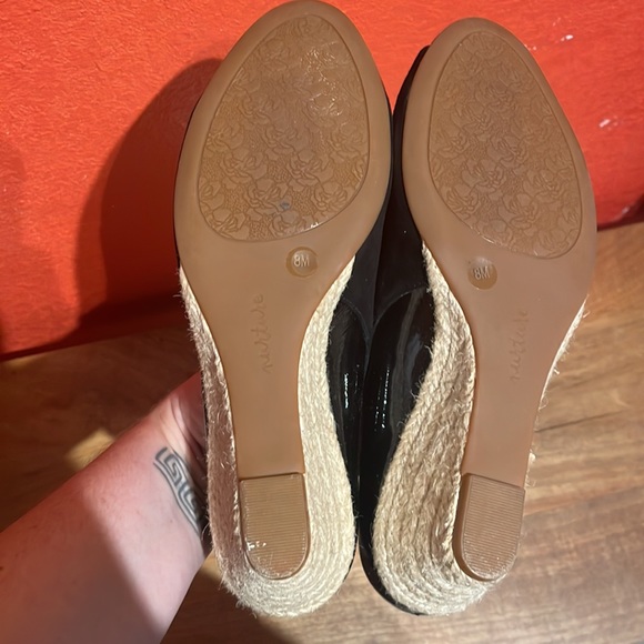 Suede & Patent Leather Wedges - Picture 6 of 6